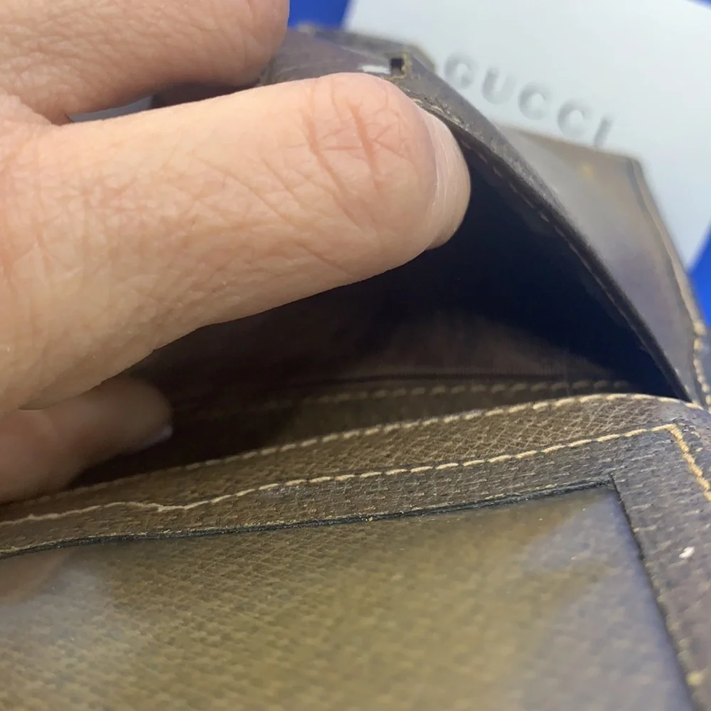 Rarest Gucci GGโ Vintage canvas & leather wallet - Picture 9 of 14